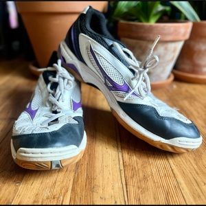 Mizuno Wave Hurricane